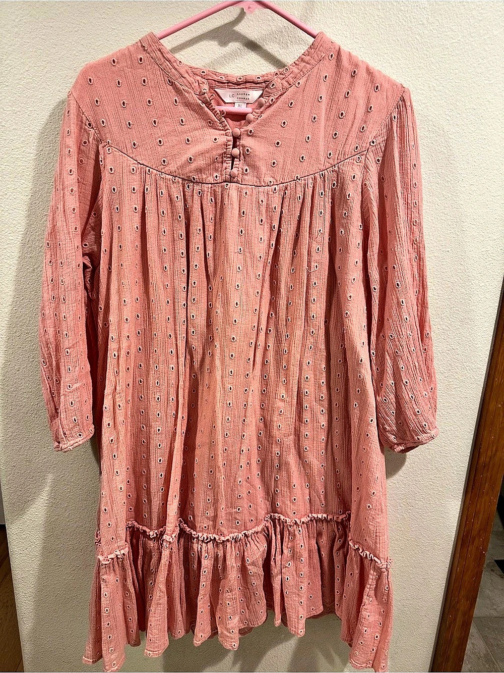 Lauren Conrad Eyelet Tiered Mini Dress in Pink XL Like New